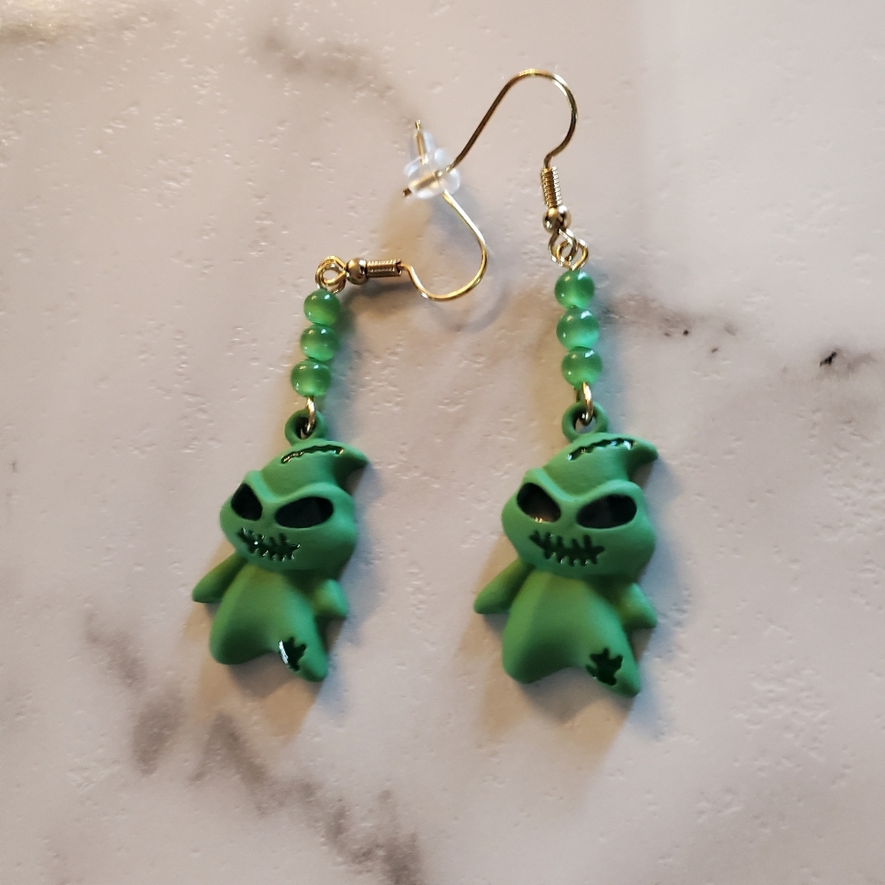 Oogie Boogie Dangle Earrings - Picture 7 of 13